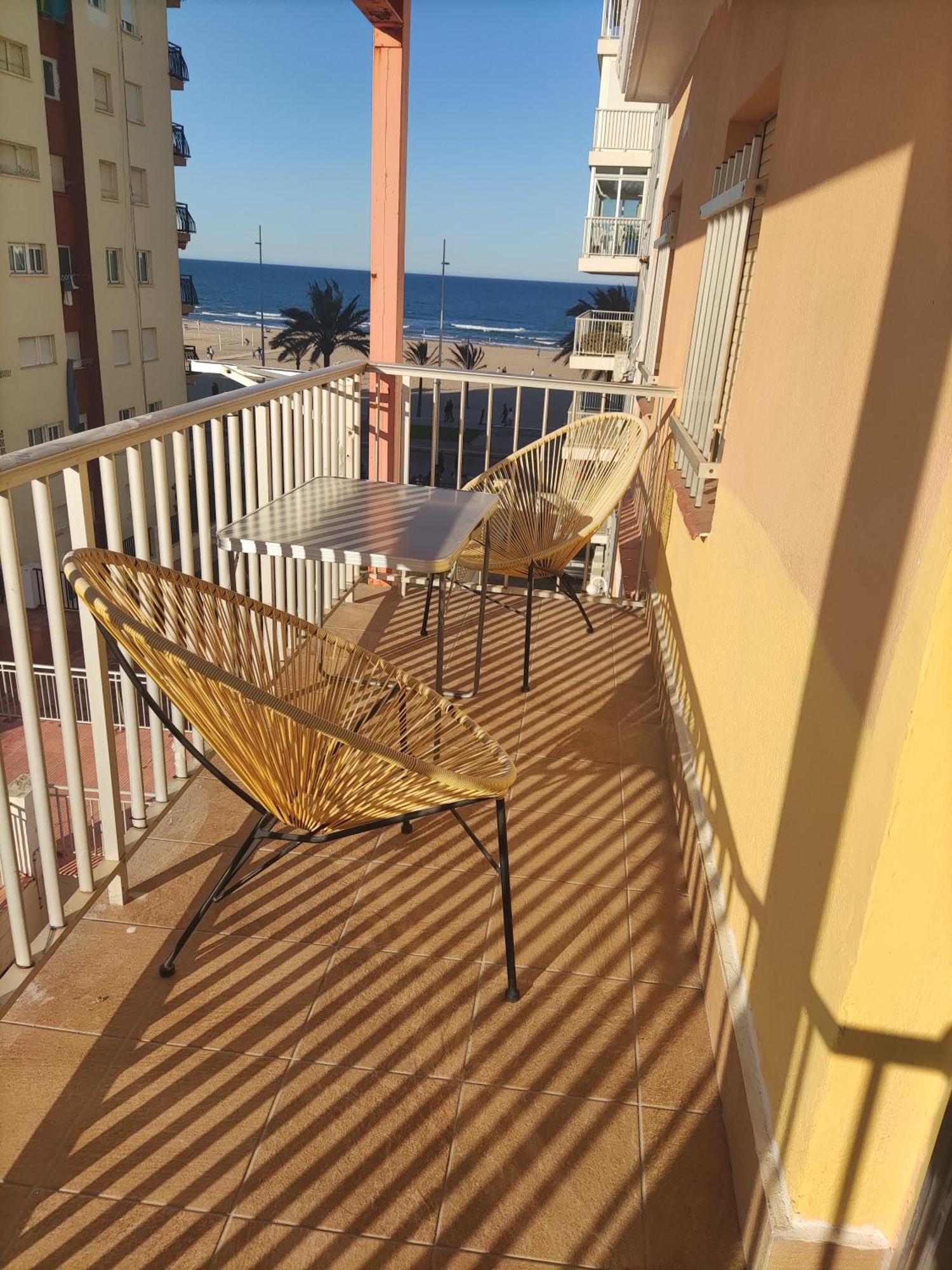 Apartamento En Playa De Gandia Bagian luar foto